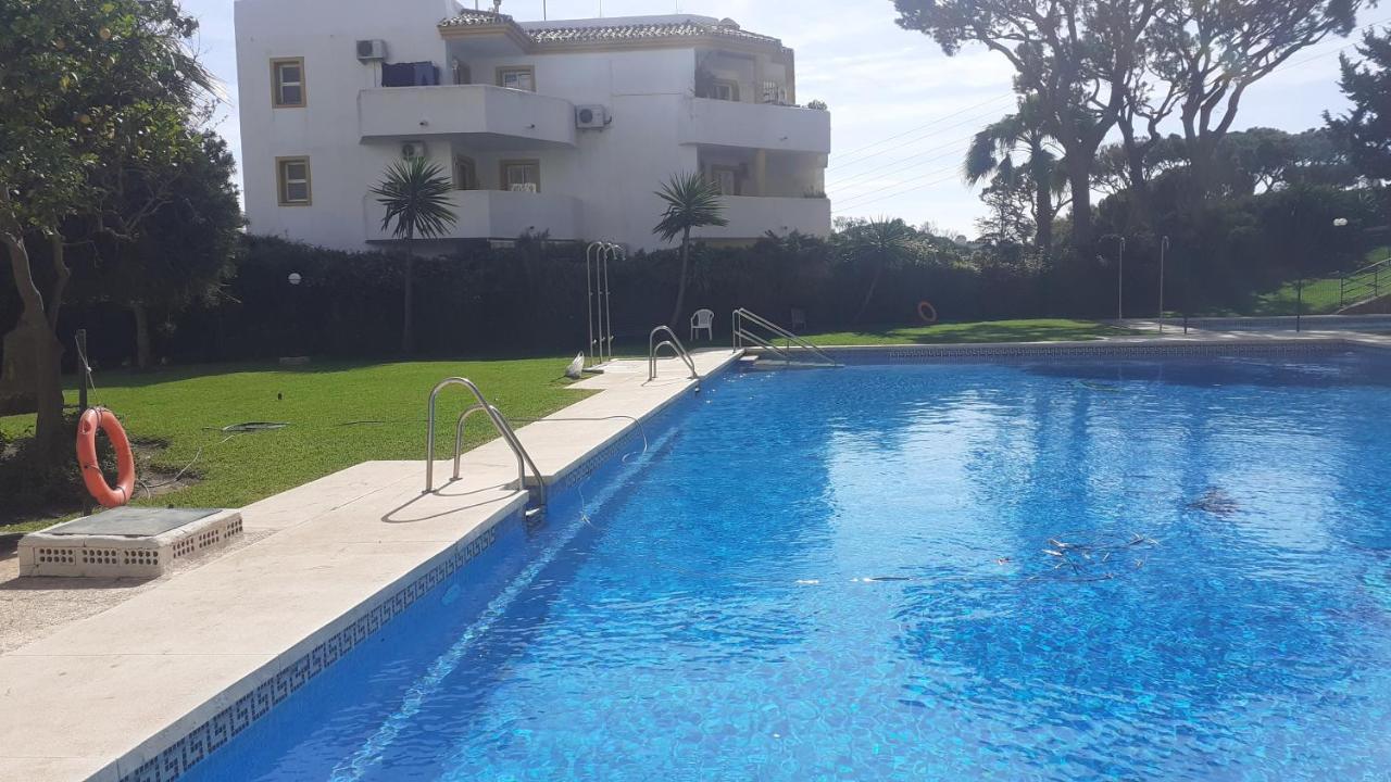 Apartamento- Atico En Mijas Costa , Con Piscina. Sitio de Calahonda Eksteriør bilde
