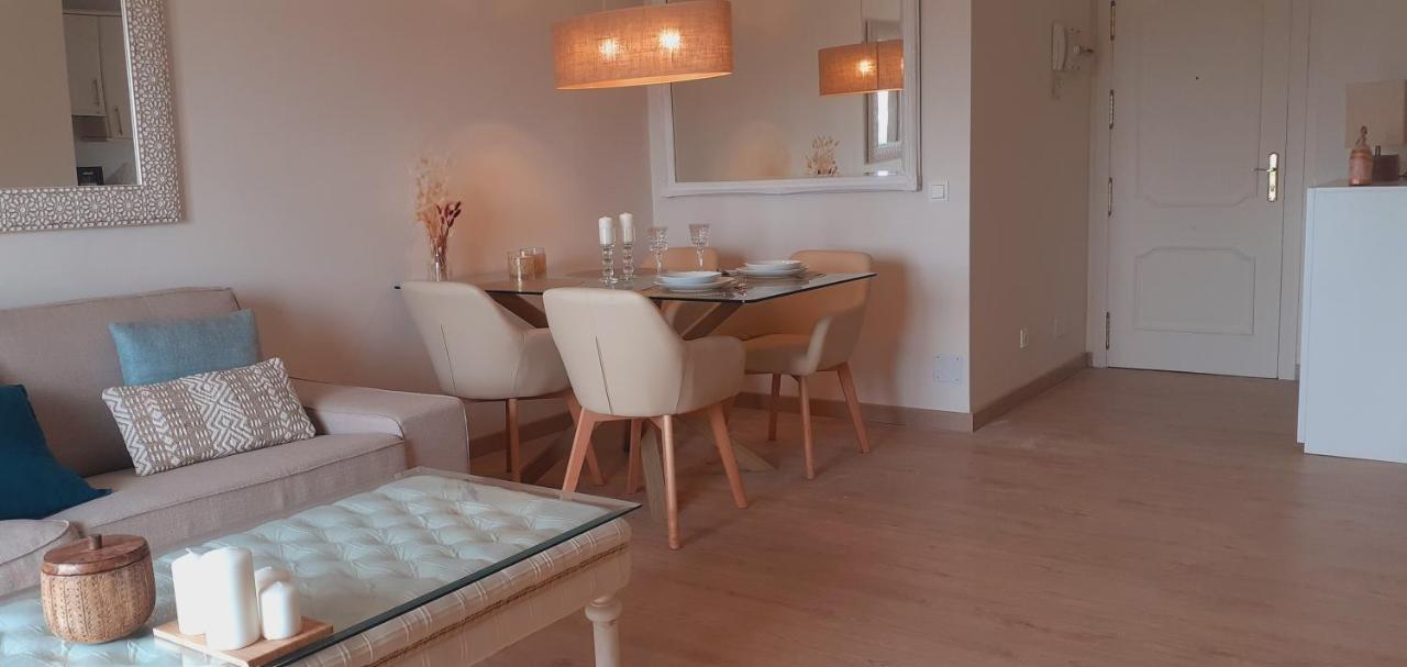 Apartamento- Atico En Mijas Costa , Con Piscina. Sitio de Calahonda Eksteriør bilde